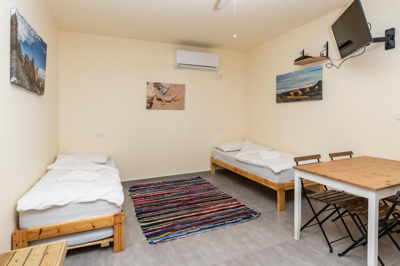 Desert Routes Inn Shvilim Ba Midbar Hazeva Dış mekan fotoğraf
